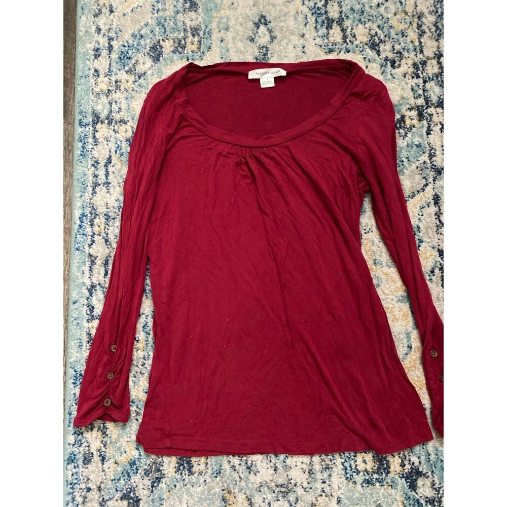 Red stretchy button sleeve top